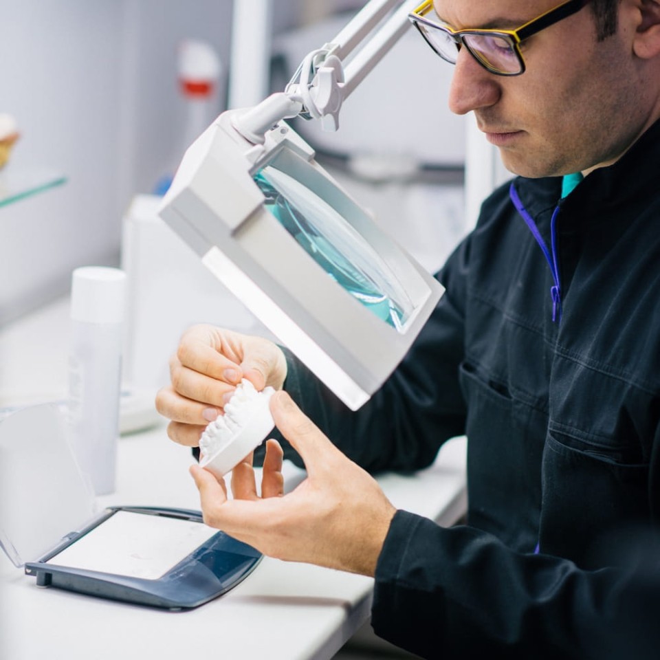 produzione-scatole-odontotecniche-studio-hamelin.jpg produzione-scatole-odontotecniche-studio-hamelin.jpg